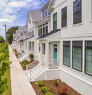 Gorgeous New Modern Farmhouse-style Townhouse Just Blocks From the Vir