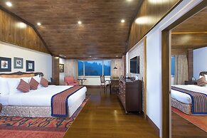 MAYFAIR Himalayan Spa Resort