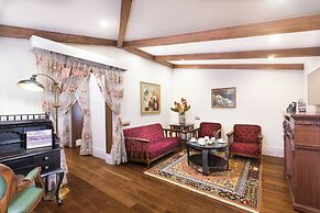 MAYFAIR Himalayan Spa Resort