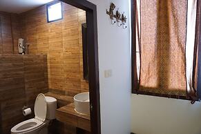 Wongsaisiri Srichiangkhan Hotel