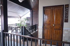 Wongsaisiri Srichiangkhan Hotel