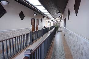 Wongsaisiri Srichiangkhan Hotel