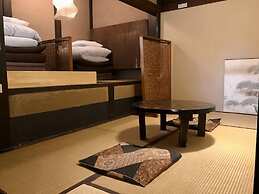 Guesthouse KINGYOYA - Hostel