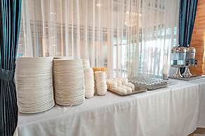 Blue Sky Residence Airport