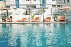 Blue Sky Residence Airport