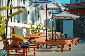 Blue Sky Residence Airport