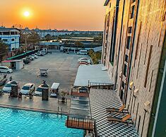 Blue Sky Residence Airport