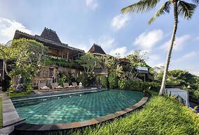 Pramana Watu Kurung Resort