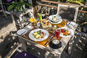 Pramana Watu Kurung Resort