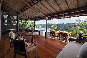 Pramana Watu Kurung Resort