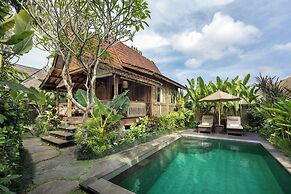 Pramana Watu Kurung Resort