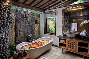 Pramana Watu Kurung Resort