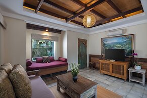 Pramana Watu Kurung Resort