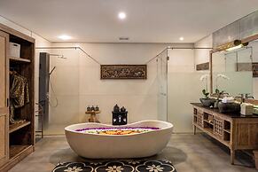 Pramana Watu Kurung Resort