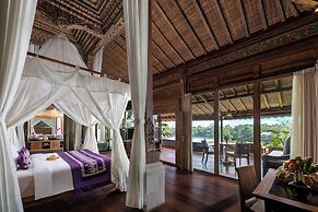 Pramana Watu Kurung Resort