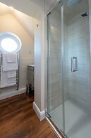 The Dinney Bed and Breakfast