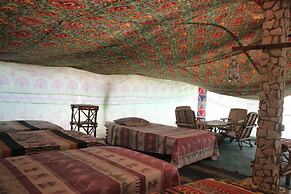 Le Calao du Lac Rose