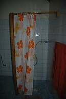 Le Calao du Lac Rose