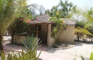 Le Calao du Lac Rose