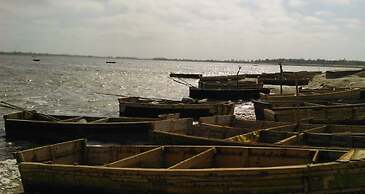 Le Campement Calao Du Lac Rose- Glamping