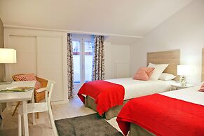 Feelathome Madrid Suites Apartments