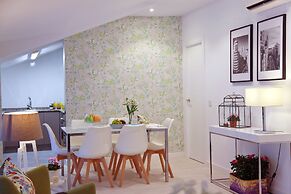 Feelathome Madrid Suites Apartments