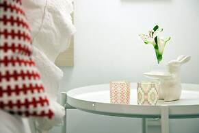 Feelathome Madrid Suites Apartments