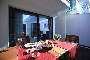 Guvenay Business Hotel