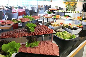 Guvenay Business Hotel