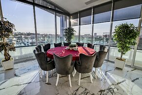 Guvenay Business Hotel