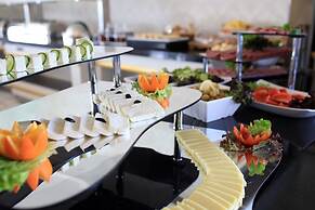 Guvenay Business Hotel