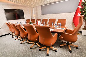 Guvenay Business Hotel