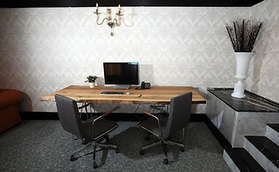 Guvenay Business Hotel