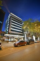 Guvenay Business Hotel