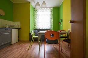 Apartment Etazhydaily 8 Marta