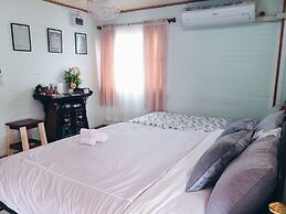 Green Riverside Homestay