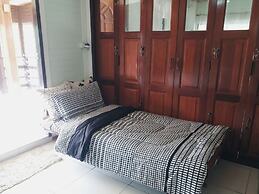 Green Riverside Homestay