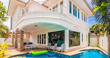 Tewaree Villa - Pattaya Holiday House Walking Street