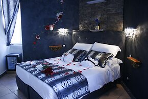 Crystal Rhome Guest House