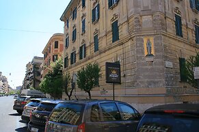 Crystal Rhome Guest House