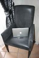 Crystal Rhome Guest House