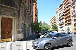 Crystal Rhome Guest House