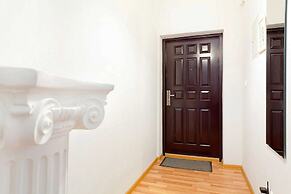 Apartment Etazhydaily Mashinistov