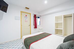 Pensión Riad Mediterraneo