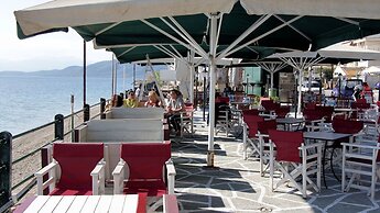 Maravellia Art Hotel