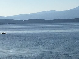 Maravellia Art Hotel