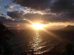 Maravellia Art Hotel