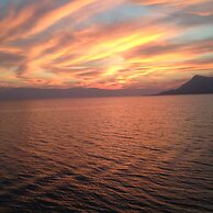 Maravellia Art Hotel