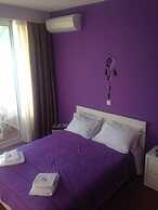 Maravellia Art Hotel