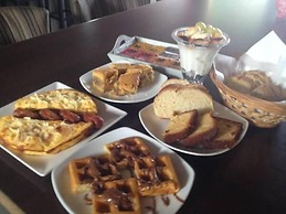 Maravellia Art Hotel